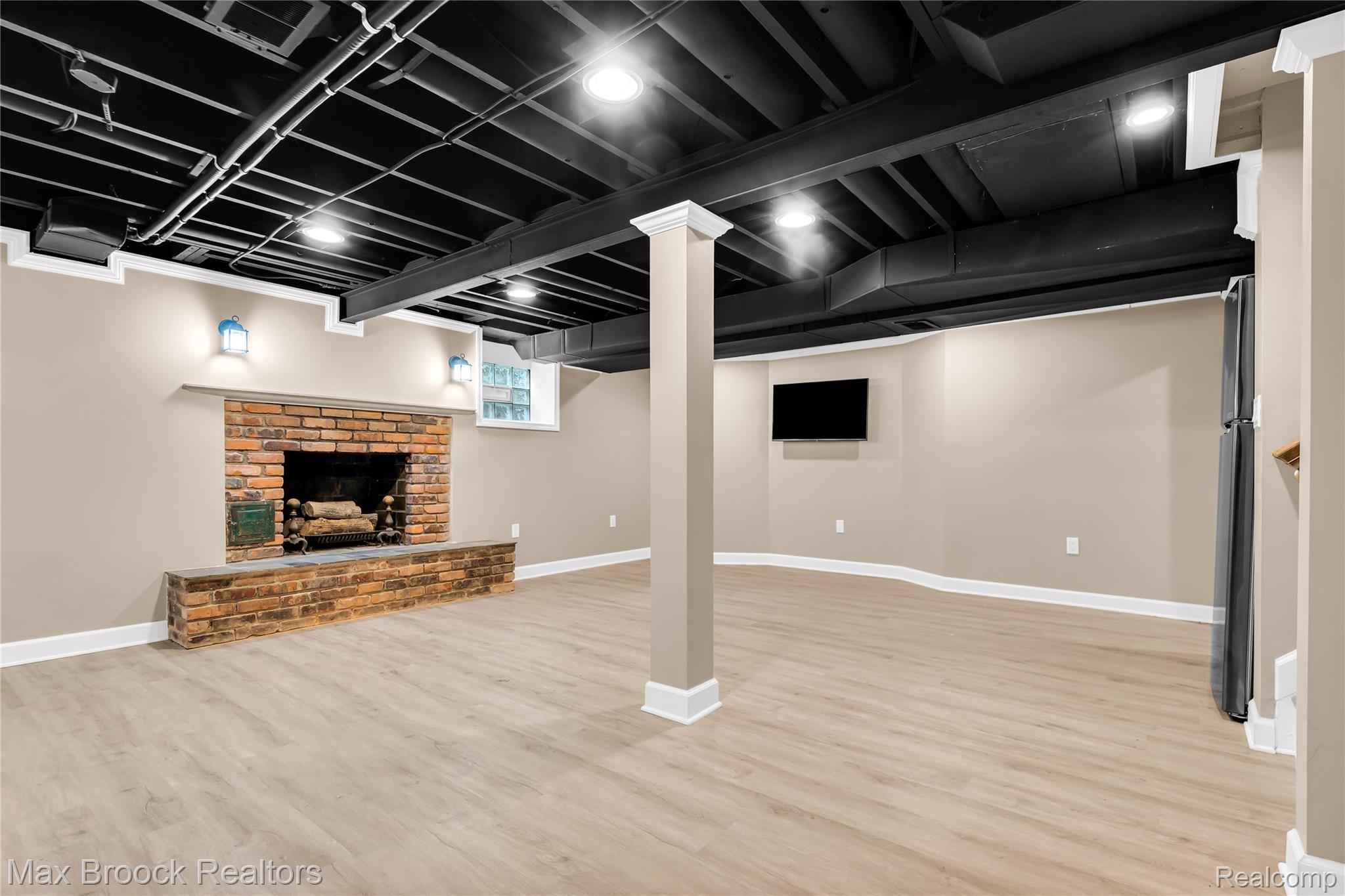 2620 Wendover Road Bloomfield Hills, MI 48302 - Photo 40 of 56 Lower level
