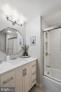 $595,000 | 5800 Nicholson Lane, Unit 1307, Rockville, MD 20852
