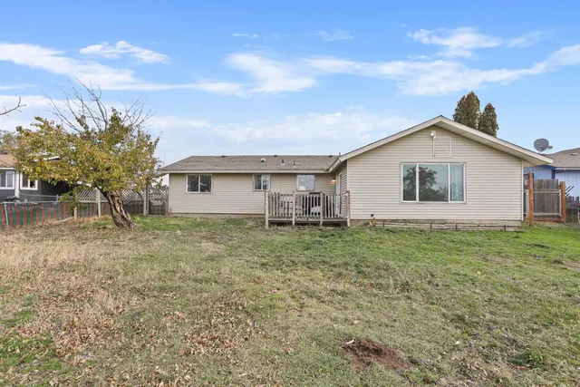 $289,000 | 1826 South Pogue Street, Airway Heights, WA 99001