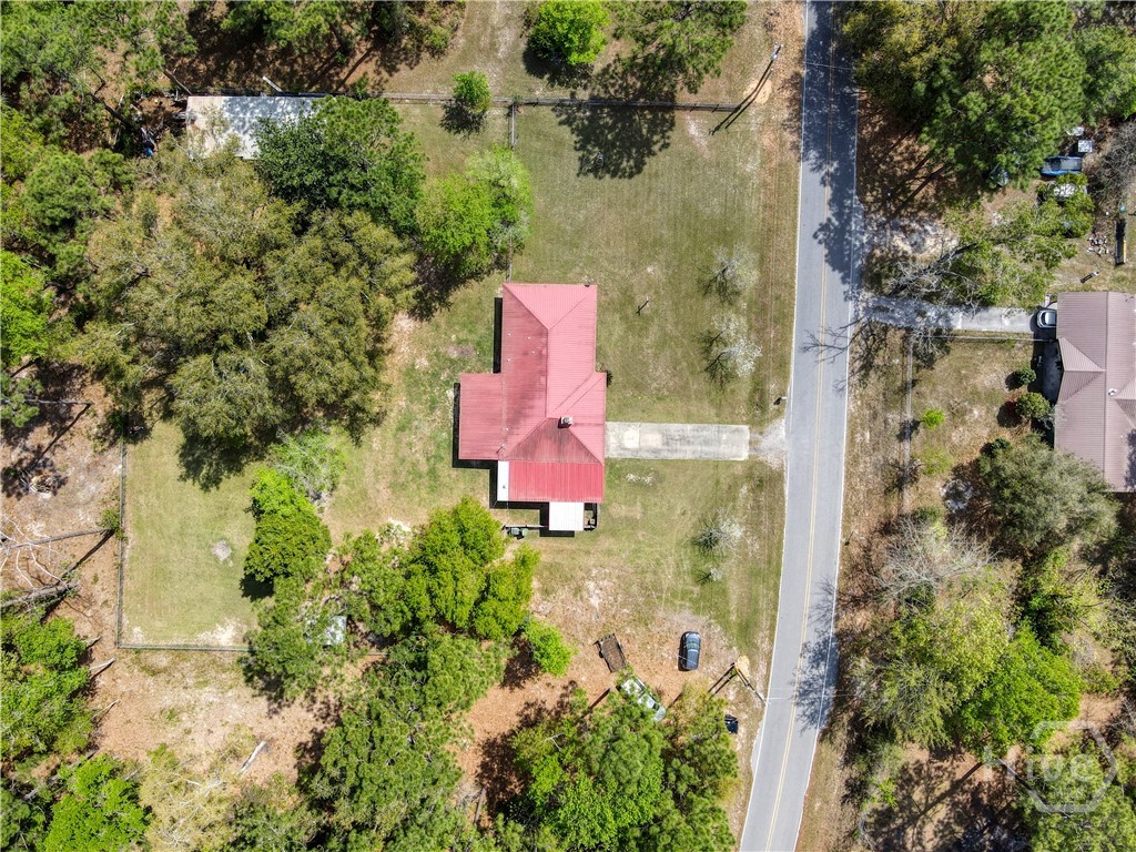 423 Place In The Country Road Hinesville, GA 31313 - Photo 2 of 60