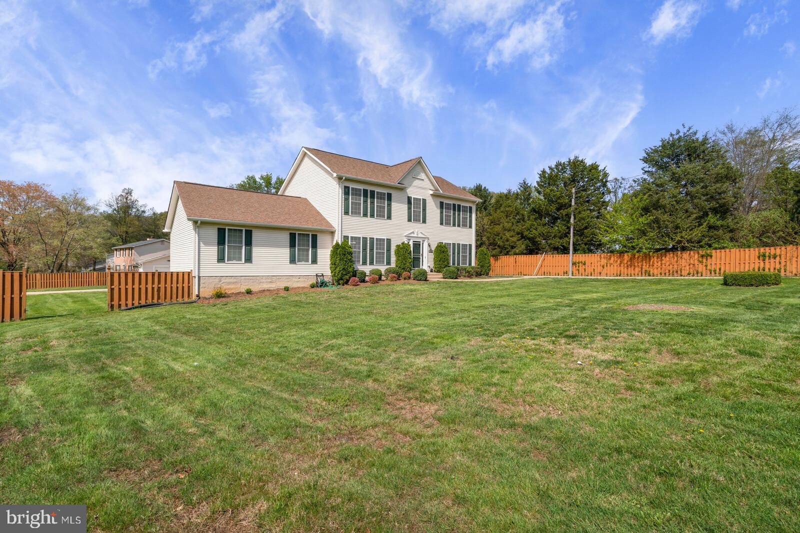 7608 Hoadly Road Manassas, VA 20112 - Photo 3 of 46