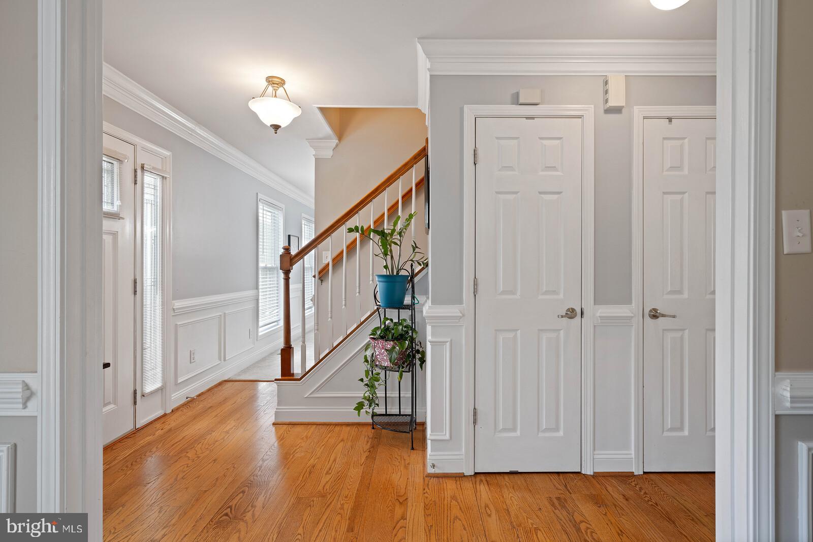 7608 Hoadly Road Manassas, VA 20112 - Photo 4 of 46