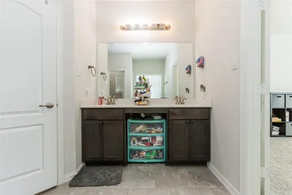 $380,000 | 270 Little Dog Drive, Montgomery, TX 77356