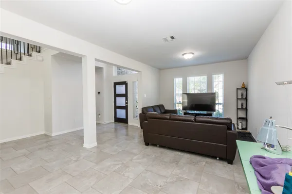 $380,000 | 270 Little Dog Drive, Montgomery, TX 77356