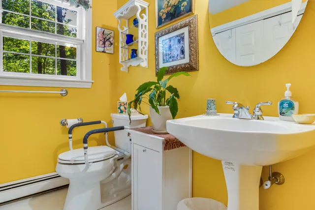 $525,000 | 3 Kensington Drive, Unit 3, Kennebunk, ME 04043