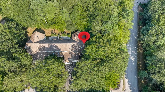 $525,000 | 3 Kensington Drive, Unit 3, Kennebunk, ME 04043