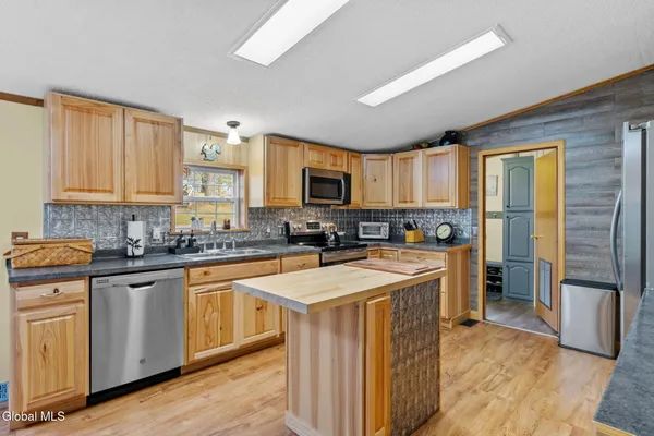 $265,000 | 748 Mackey Road, Durham, NY 12423