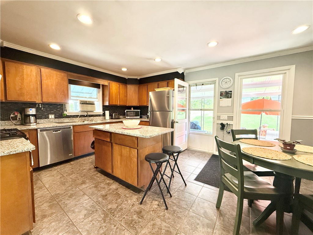 44 Patterson Lane Bradford, PA 16701 - Photo 14 of 47