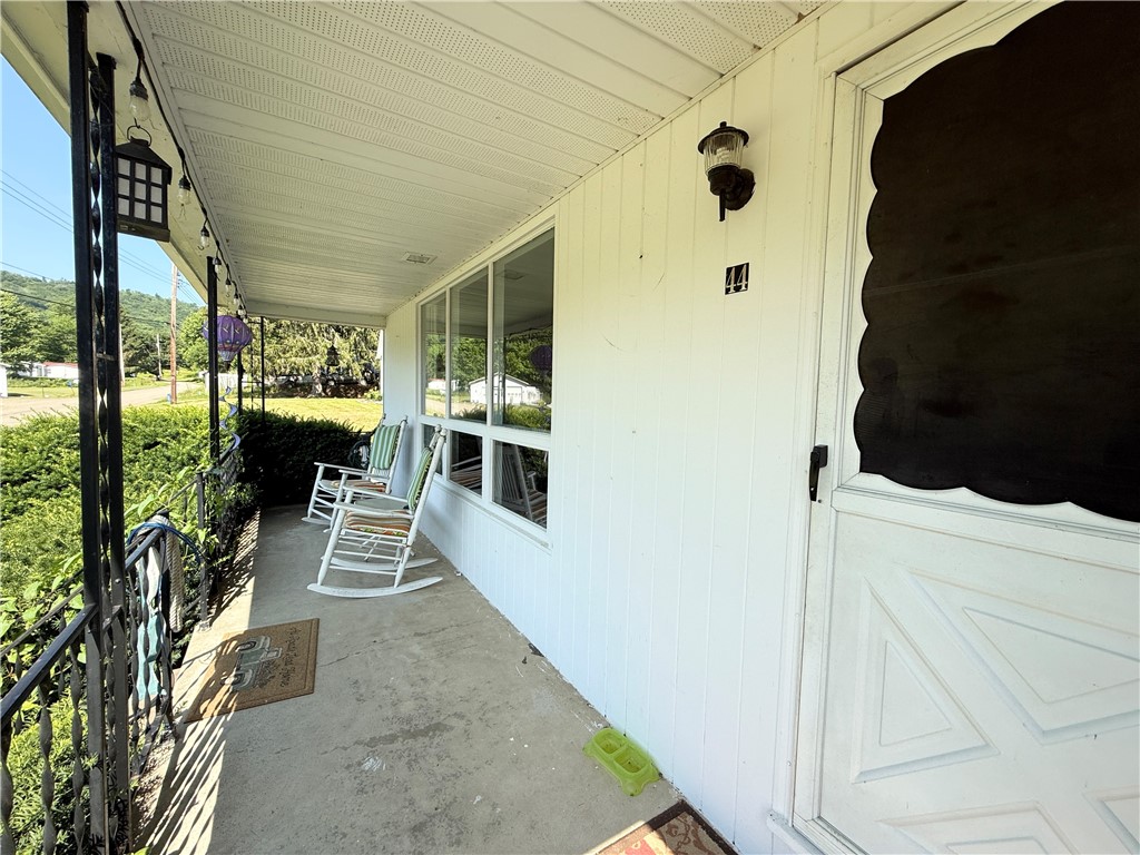 44 Patterson Lane Bradford, PA 16701 - Photo 6 of 47