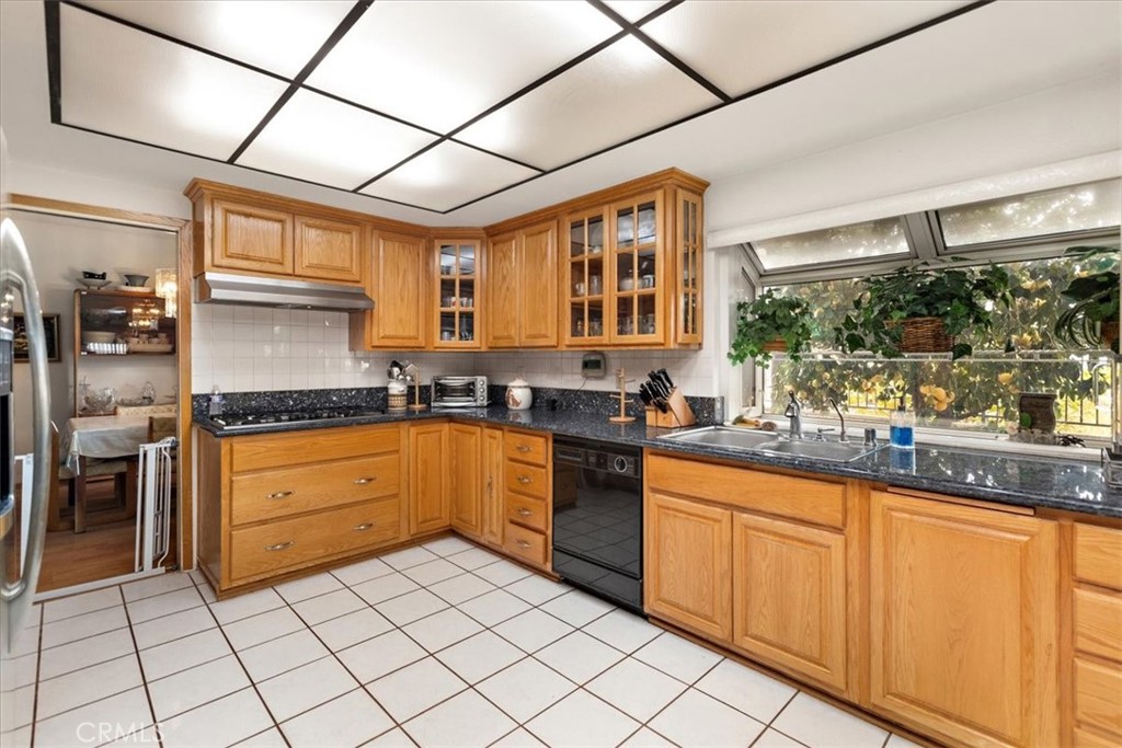 1601 Loma Road Montebello, CA 90640 - Photo 8 of 26