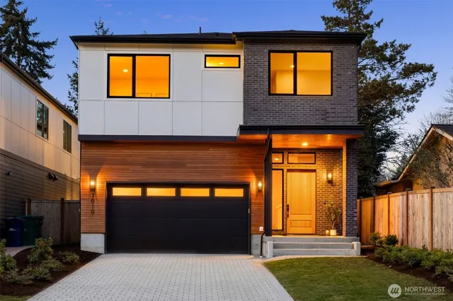 $2,488,000 | 7010 Northeast 134th Street, Kirkland, WA 98034