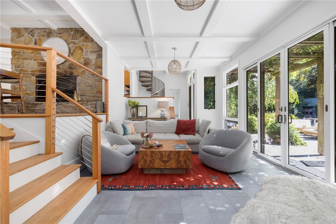 20 Wagner Road Westerly, RI 02891 - Photo 8 of 44