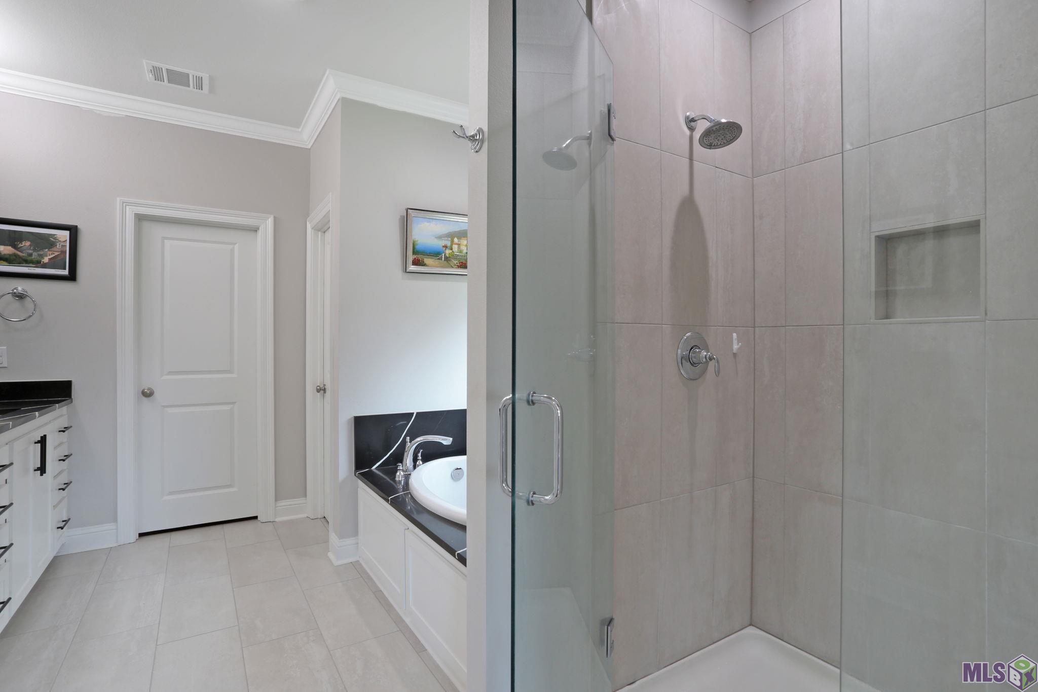 5169 Black River Road Darrow, LA 70725 - Photo 9 of 17