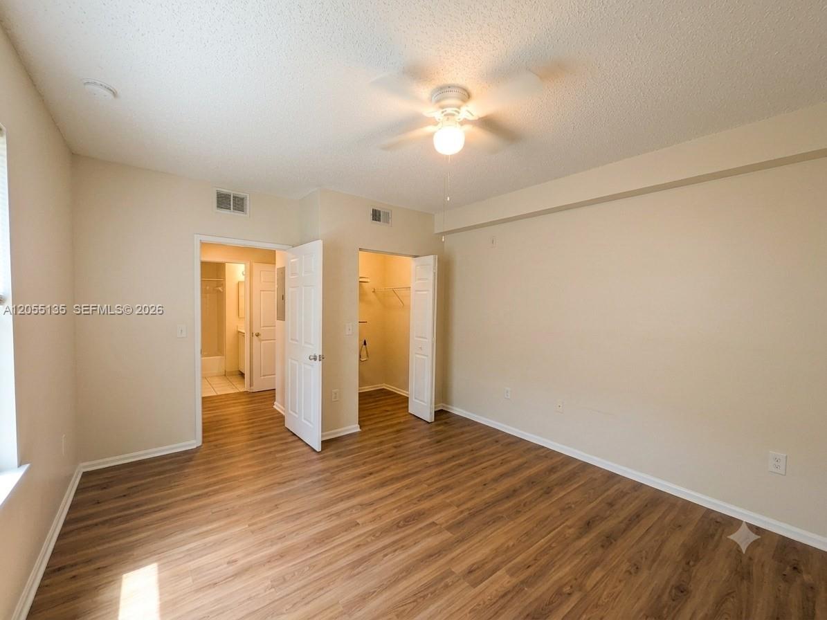 8060 North Nob Hill Road, Unit 101 Tamarac, FL 33321 - Photo 5 of 15