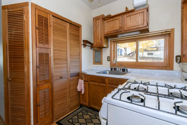 $225,000 | 6506 Riverside Road, Waterford, WI 53185