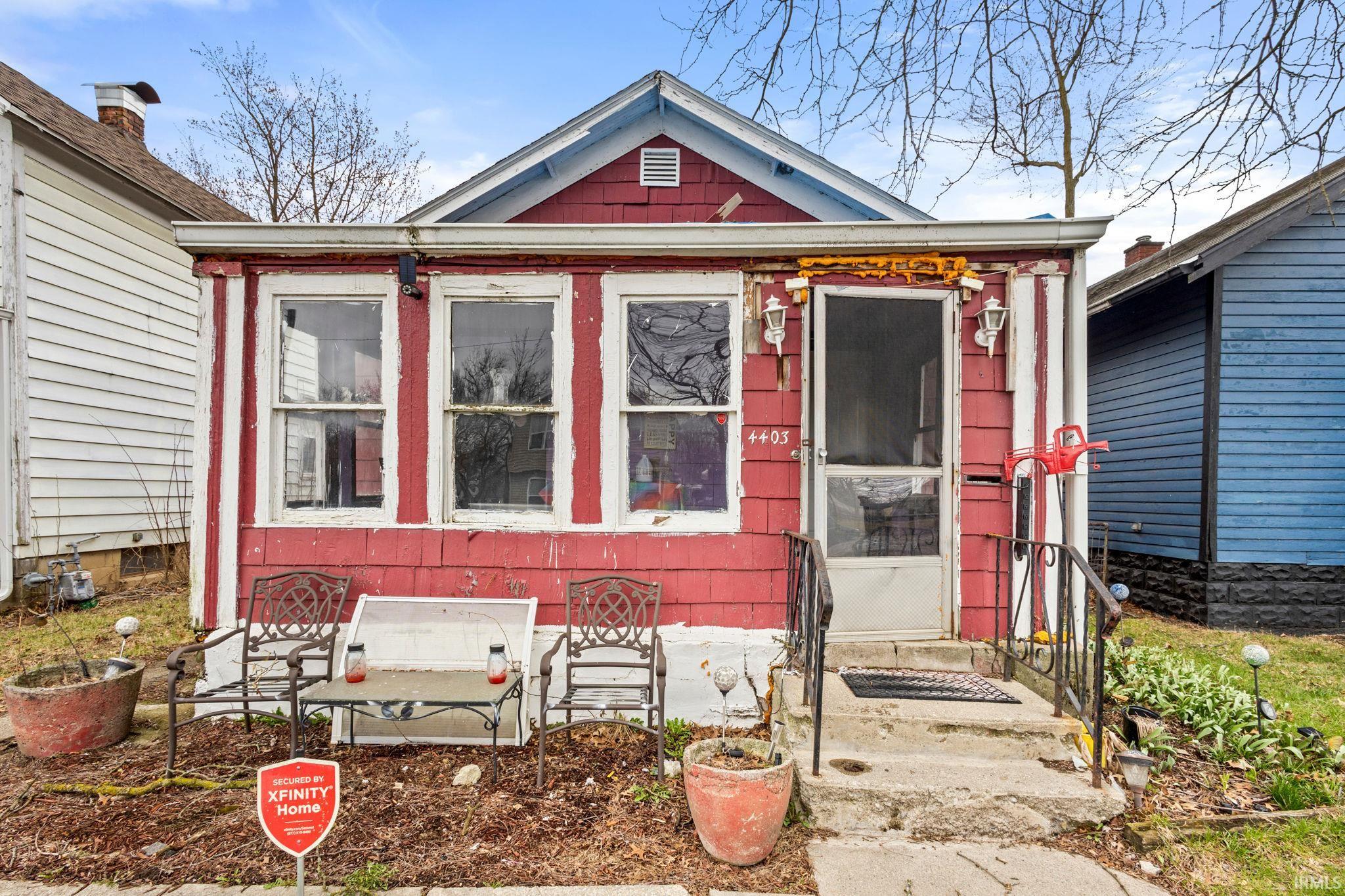 4403 Warsaw Street Fort Wayne, IN 46806 - Photo 1 of 21