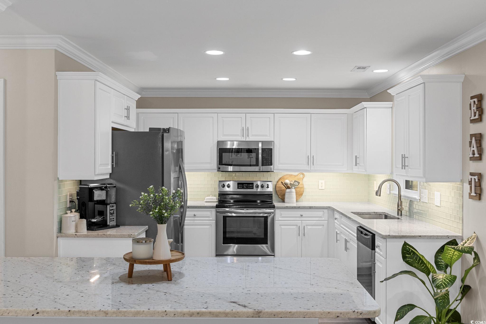 325 Muscari Drive Murrells Inlet, SC 29576 - Photo 11 of 40