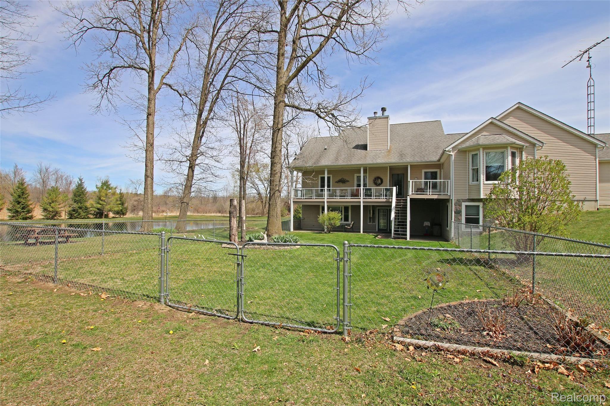 9026 Washburn Road Goodrich, MI 48438 - Photo 64 of 74 64) Fenced Area.jpg