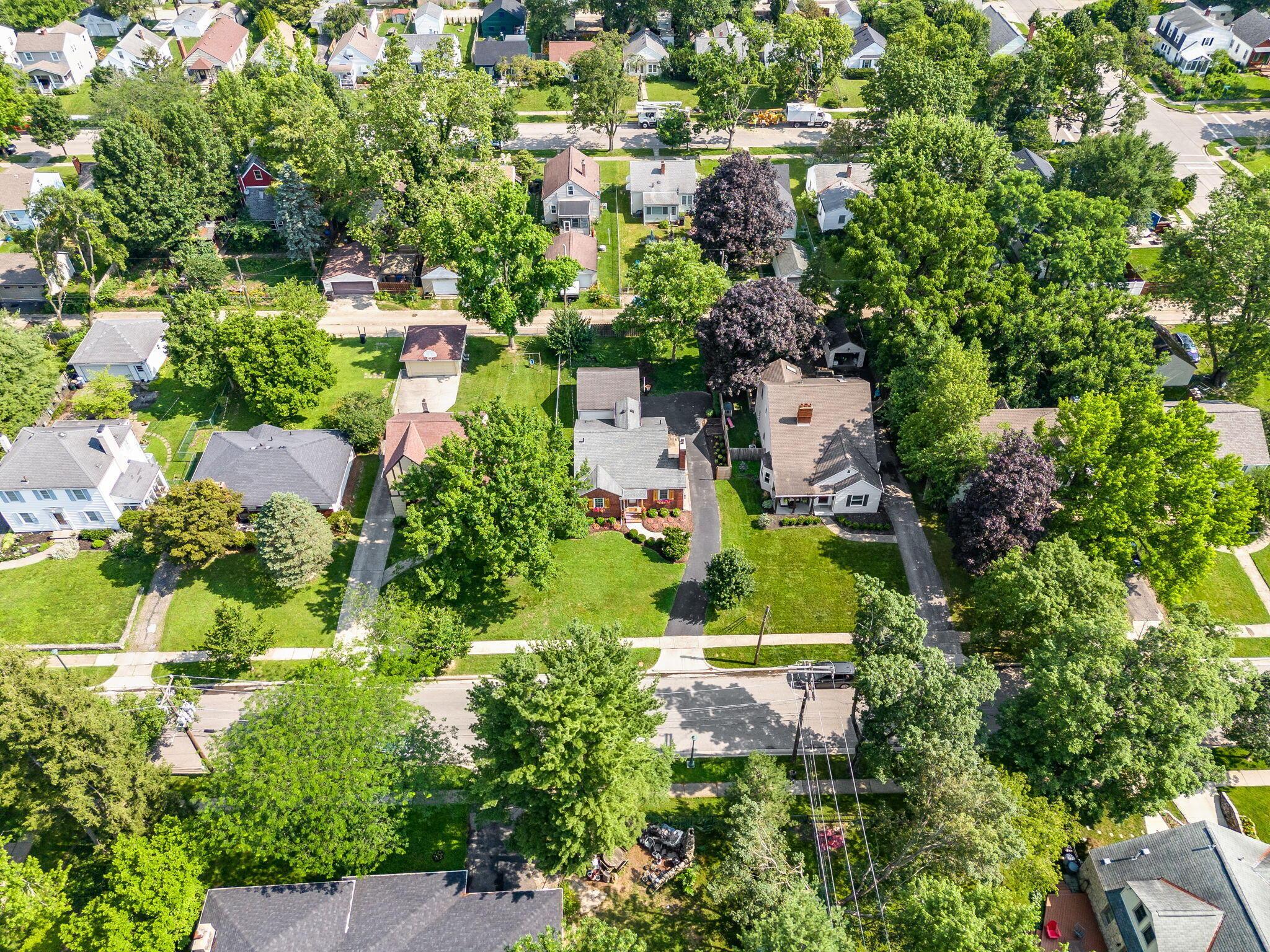 2698 Ruhl Avenue Columbus, OH 43209 - Photo 56 of 57 72-web-or-mls-DJI_20250626103704_0661_D