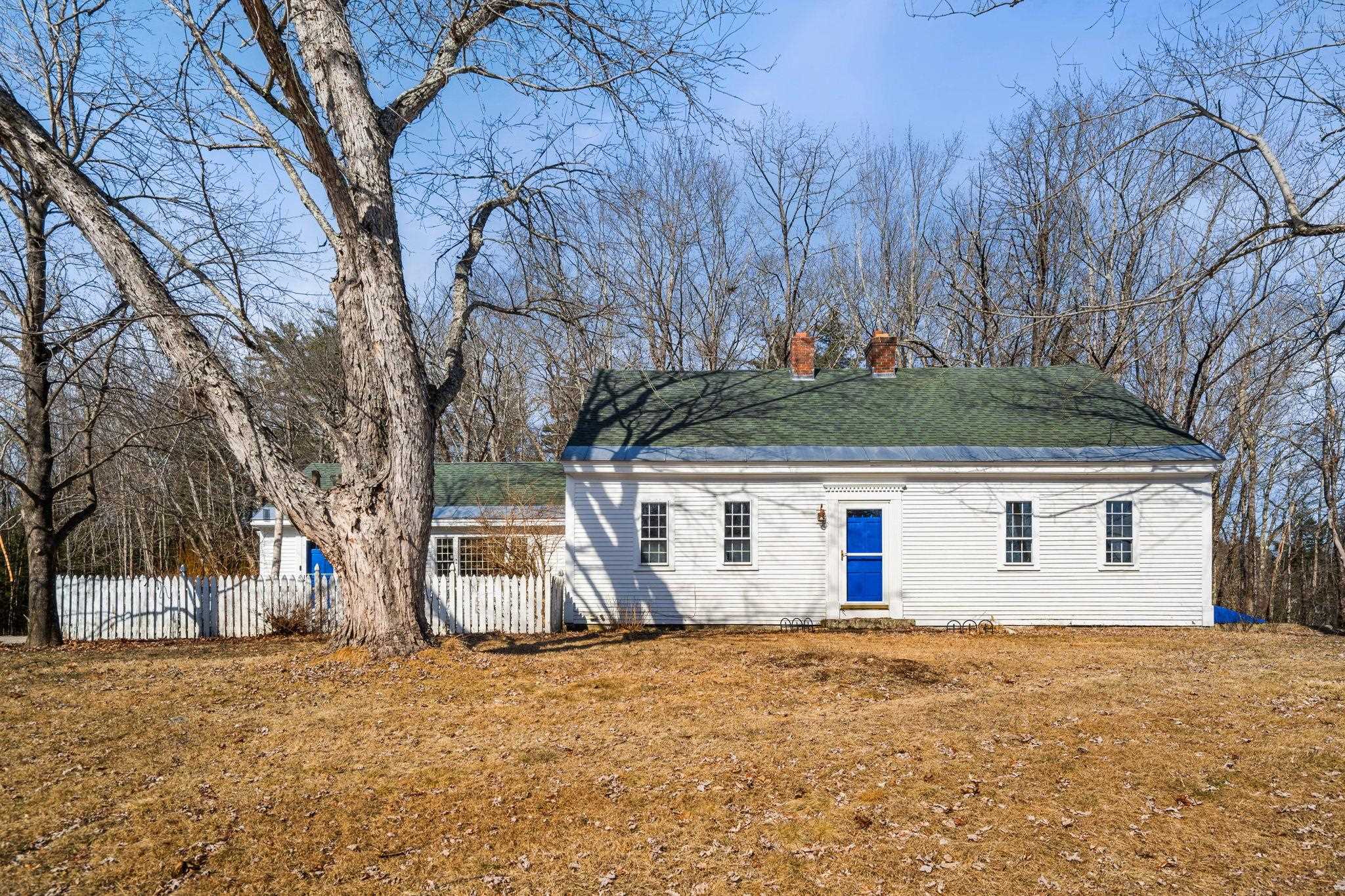 339 McCurdy Road New Boston, NH 03070 - Photo 2 of 40
