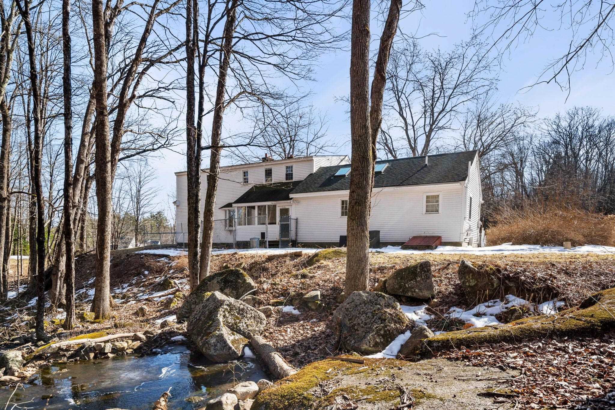 339 McCurdy Road New Boston, NH 03070 - Photo 35 of 40