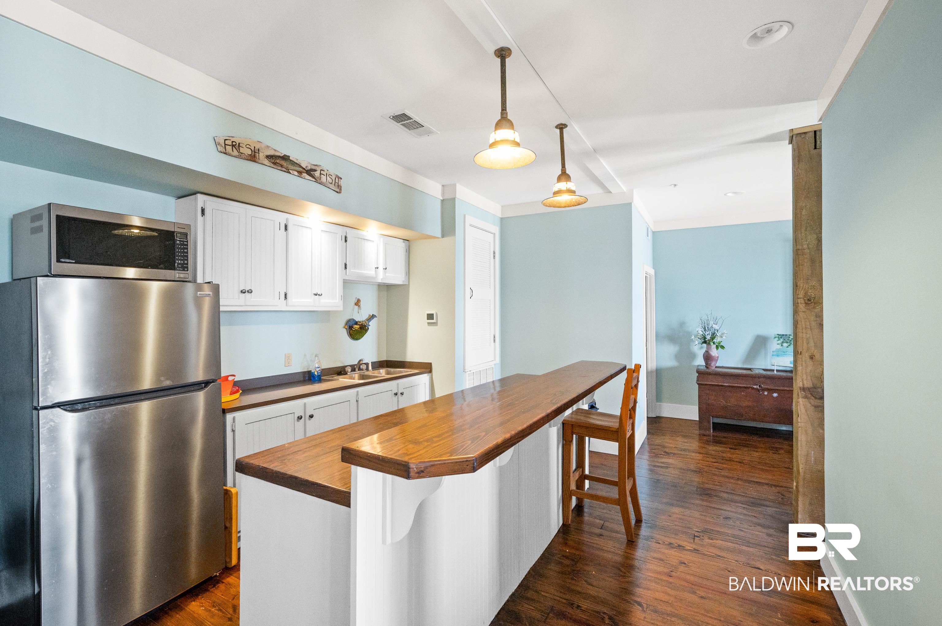 25773 Canal Road, Unit 10 Orange Beach, AL 36561 - Photo 38 of 40 Kitchen in the meeting room