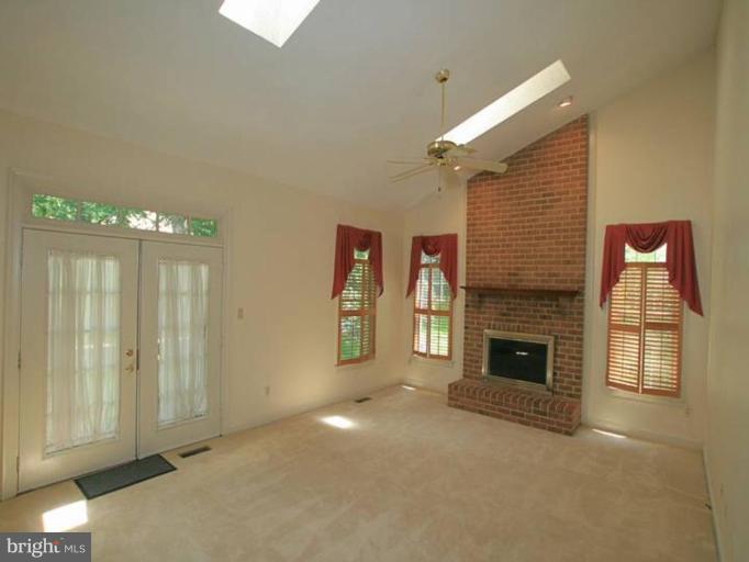 1324 Pleasant Meadow Road Crofton, MD 21114 - Photo 8 of 19 Family Room