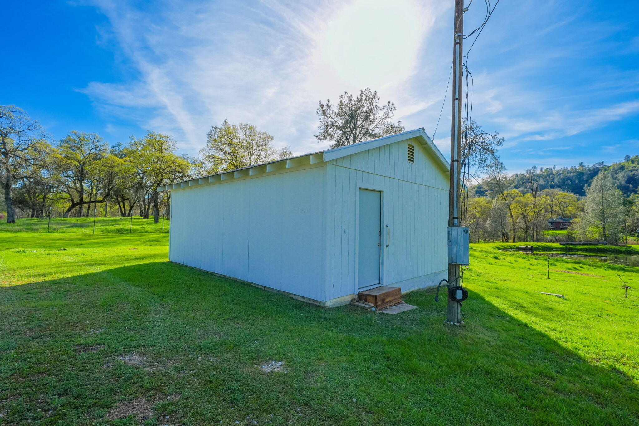 13840 Ridge View Road Redding, CA 96003 - Photo 3 of 34 10-web-or-mls-IMG-10