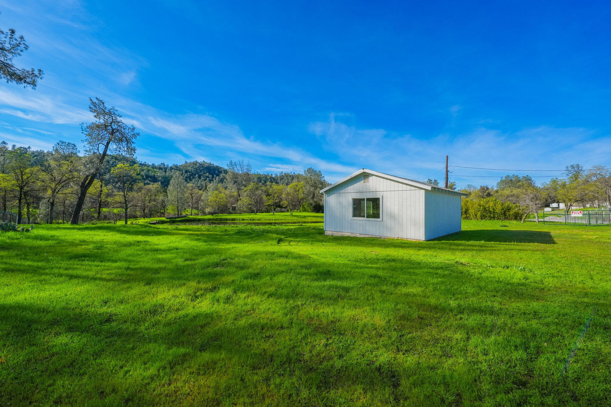 13840 Ridge View Road Redding, CA 96003 - Photo 9 of 34 7-web-or-mls-IMG-7