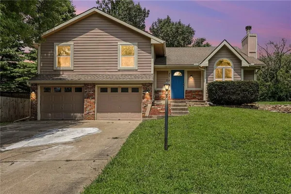 $295,000 | 3512 Remington Lane, Leavenworth, KS 66048