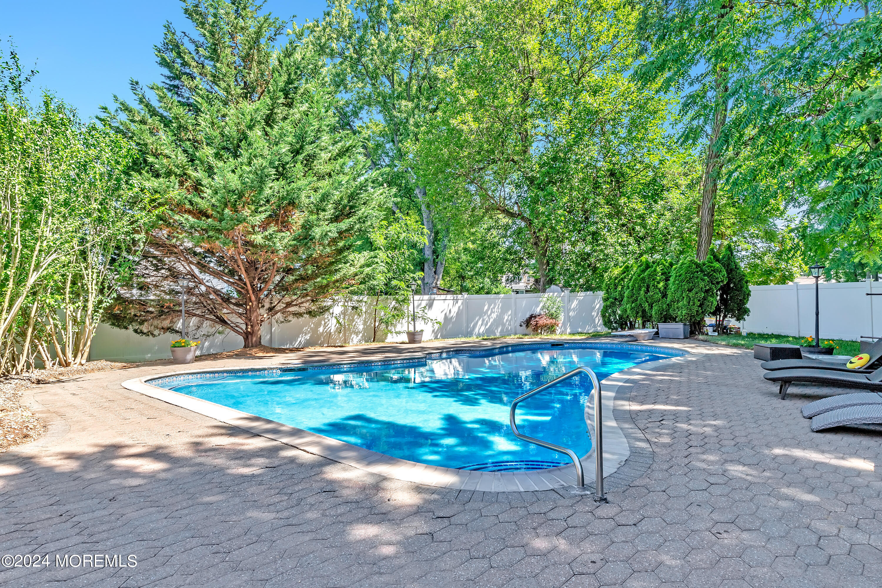 4 Bailey Road Matawan, NJ 07747 - Photo 33 of 46 039