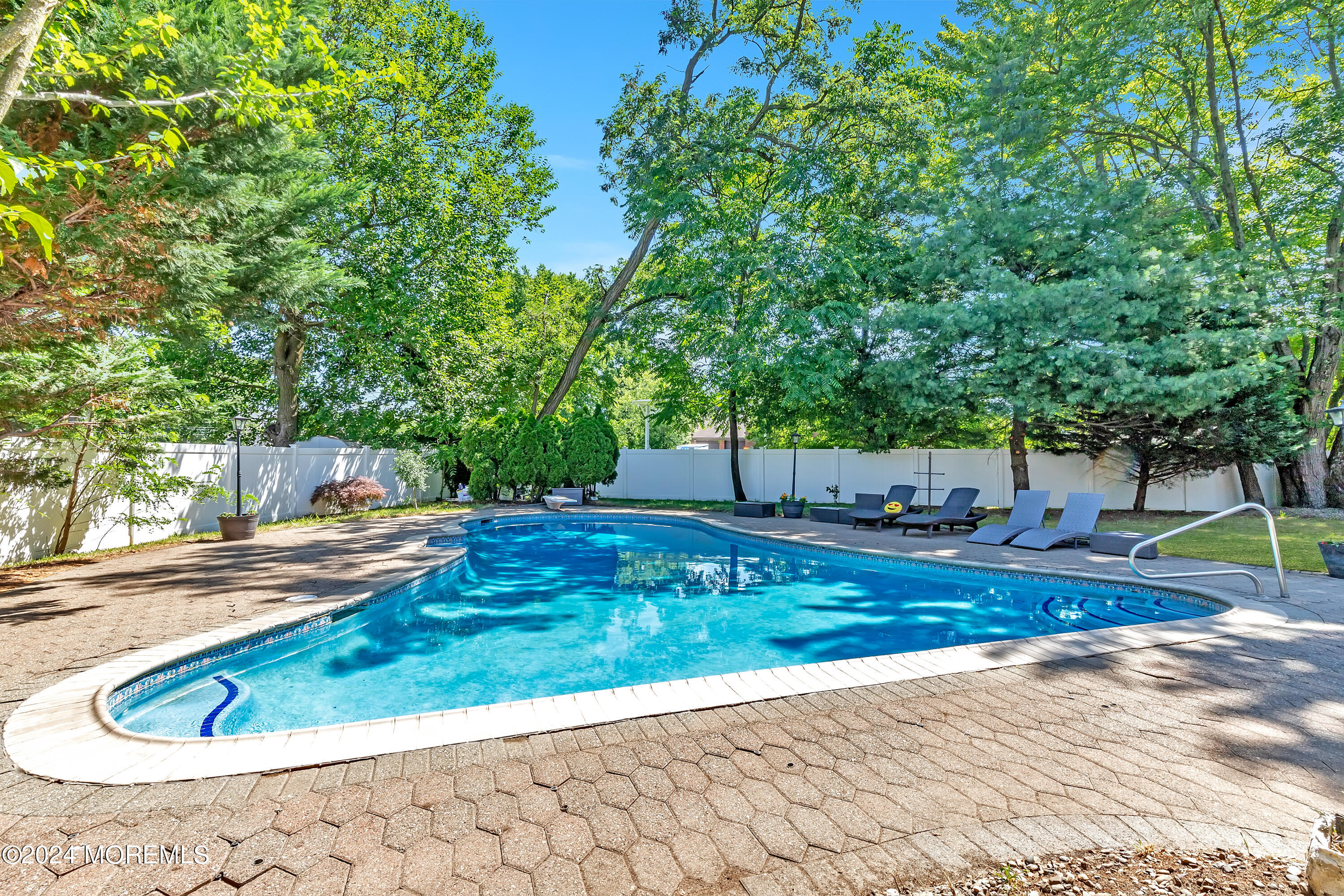 4 Bailey Road Matawan, NJ 07747 - Photo 37 of 46 040