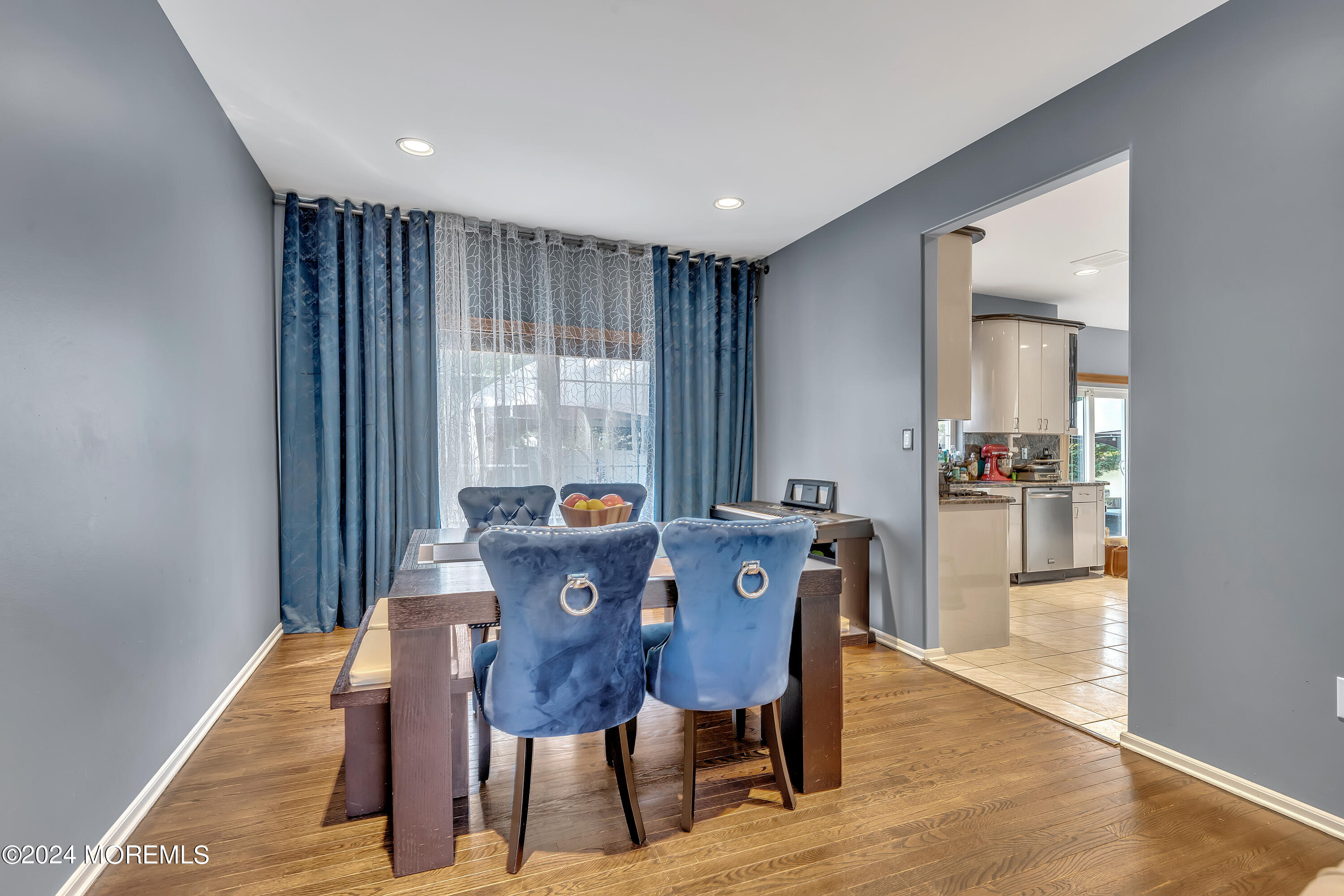 4 Bailey Road Matawan, NJ 07747 - Photo 8 of 46 010