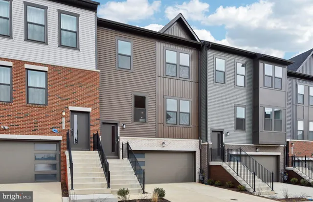 $708,411 | 1134 Crested Wood Drive, Laurel, MD 20724