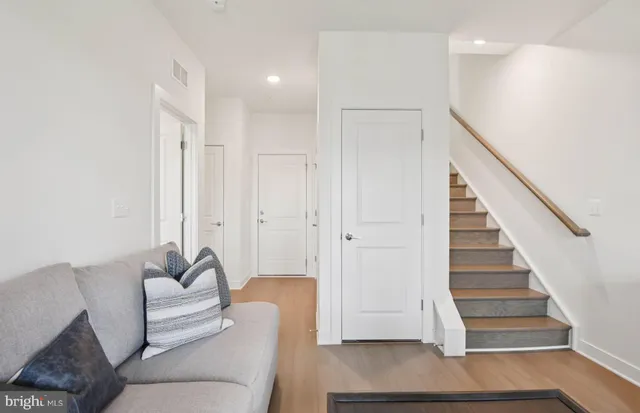 $708,411 | 1134 Crested Wood Drive, Laurel, MD 20724