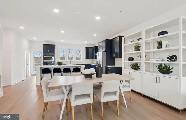 $708,411 | 1134 Crested Wood Drive, Laurel, MD 20724