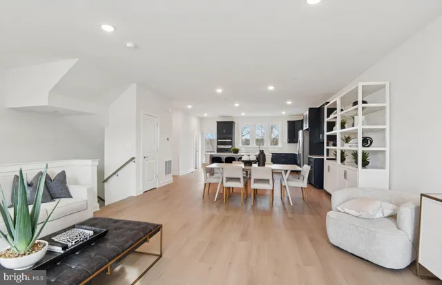 $708,411 | 1134 Crested Wood Drive, Laurel, MD 20724