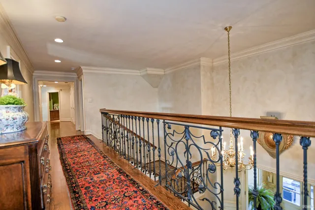 $2,375,000 | 305 East Jennings Street, Newburgh, IN 47630