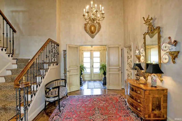 $2,375,000 | 305 East Jennings Street, Newburgh, IN 47630