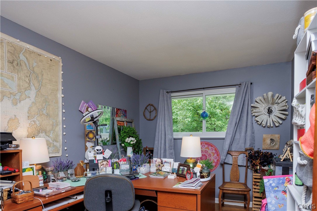 92 Brown Street Lysander, NY 13027 - Photo 8 of 12