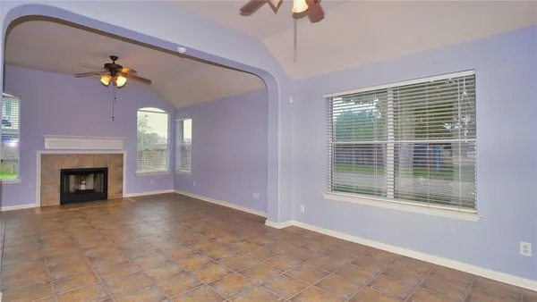 $1,895 | 10235 Riderdale Park Lane, Houston, TX 77070