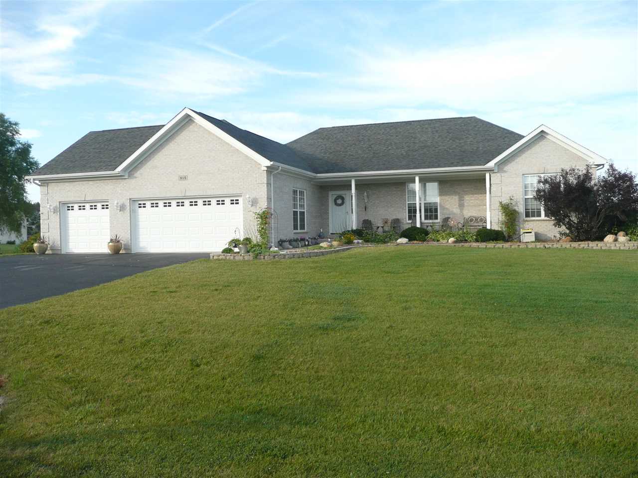 915 Beech Bay Road Poplar Grove, IL 61065 - Photo 1 of 24 Gallery Image 1