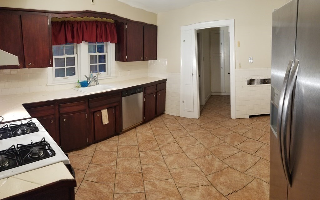 7 Marwood Road Worcester, MA 01602 - Photo 12 of 30