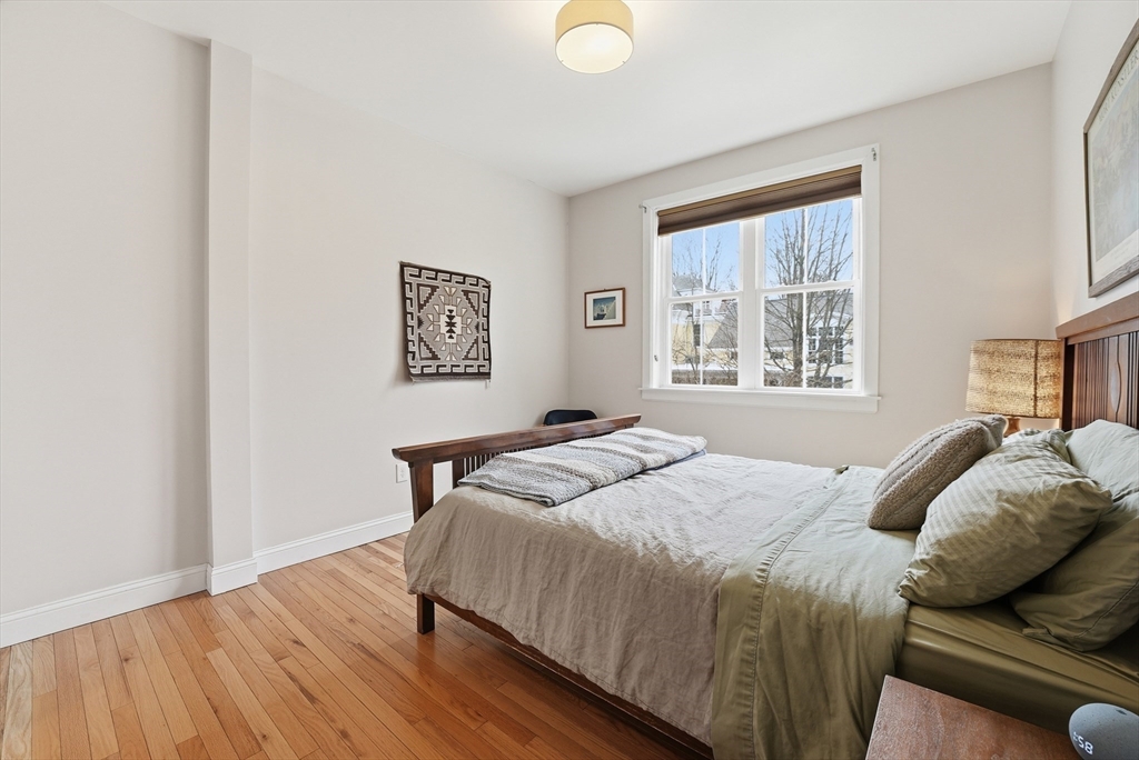 32 North Prospect Street, Unit 5 Amherst, MA 01002 - Photo 11 of 37