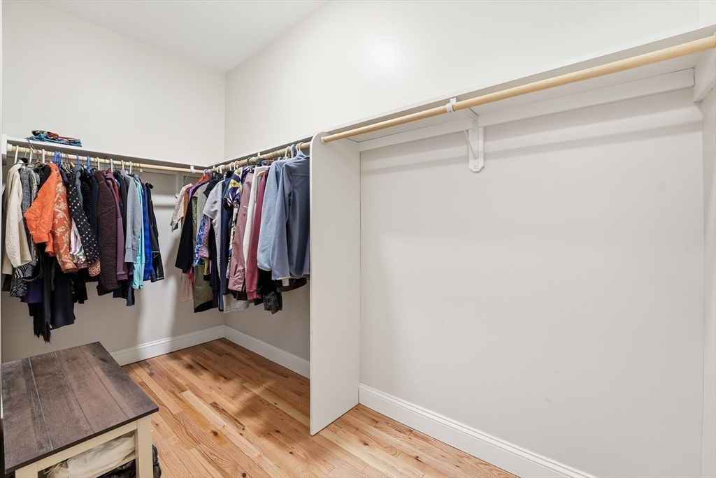 32 North Prospect Street, Unit 5 Amherst, MA 01002 - Photo 19 of 37