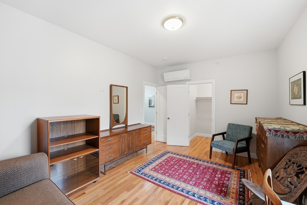 32 North Prospect Street, Unit 5 Amherst, MA 01002 - Photo 22 of 37