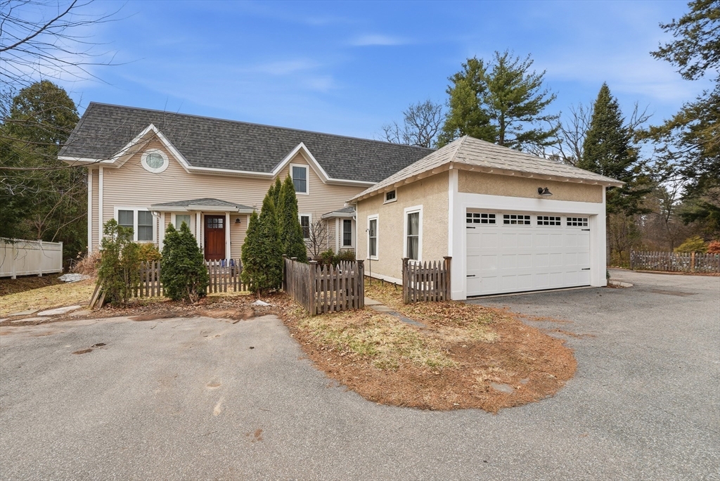 32 North Prospect Street, Unit 5 Amherst, MA 01002 - Photo 29 of 37