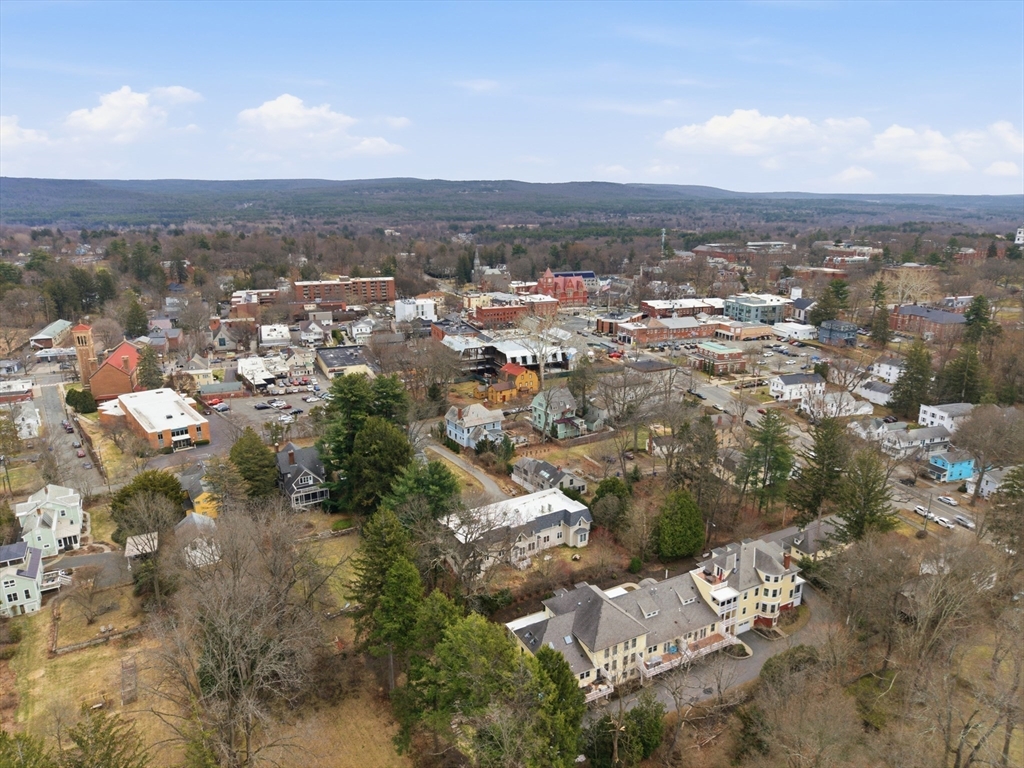 32 North Prospect Street, Unit 5 Amherst, MA 01002 - Photo 32 of 37