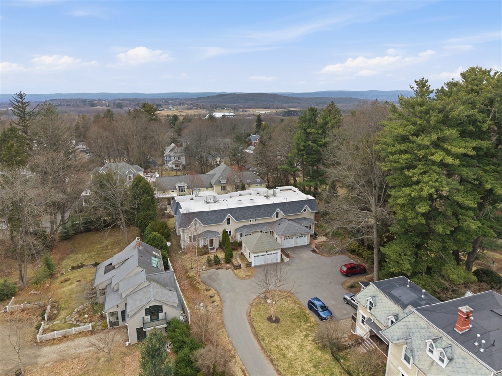 32 North Prospect Street, Unit 5 Amherst, MA 01002 - Photo 33 of 37