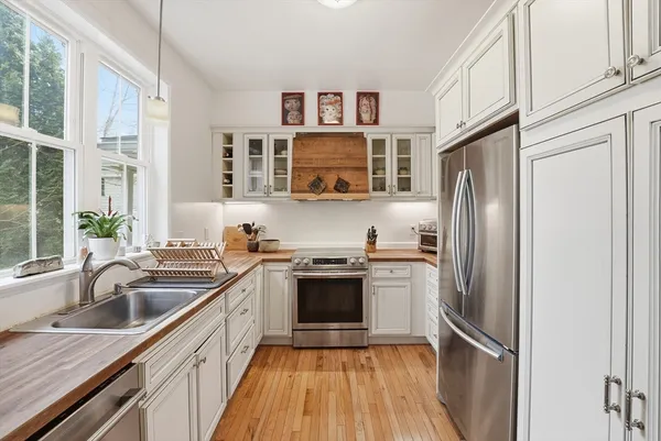 $750,000 | 32 North Prospect Street, Unit 5, Amherst, MA 01002
